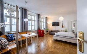 Altstadtwohnung TOP Lage Zentrum mit Terrasse